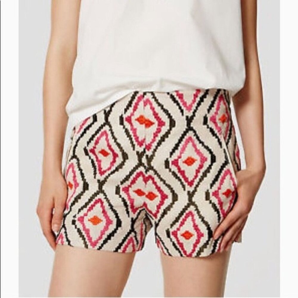 Ann Taylor LOFT The Riviera Short High Waist Linen Geometric Print Size 4  NEW